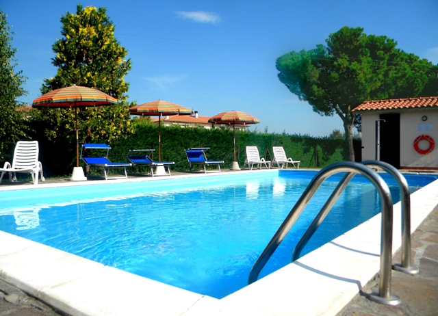 La Piscina Dell’agriturismo